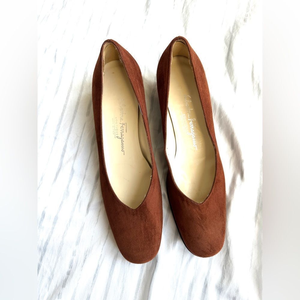 Salvatore Ferragamo brown Suede Tortoise Heels women’s size 7- 3A Italy - Picture 4 of 12